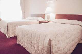 Гостиница Санта Ризот Отель Южно-Сахалинск Стандартный двухместный номер с 2 отдельными кроватями-3